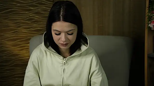 Snapshot of AltaMoreta chatting on 10-21-25, 07:20 AltaMoreta online show from 10-21-25, 07:20