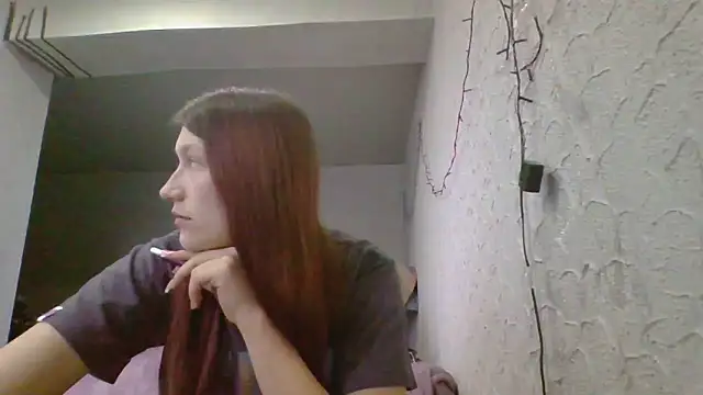 Snapshot of luna_tt chatting on 02-14-26, 02:03 luna tt online show from 02-14-26, 02:03