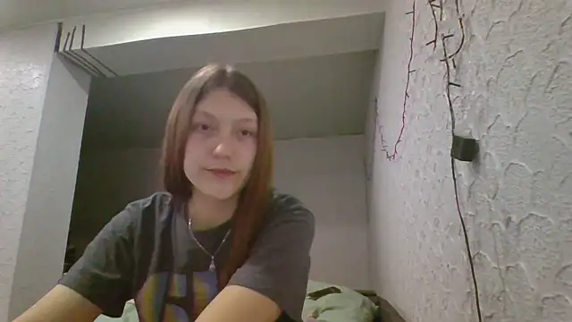 Snapshot of luna_tt chatting on 03-07-26, 05:21 luna tt online show from 03-07-26, 05:21