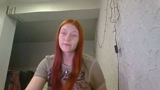 Snapshot of luna_tt chatting on 03-13-26, 05:19 luna tt online show from 03-13-26, 05:19