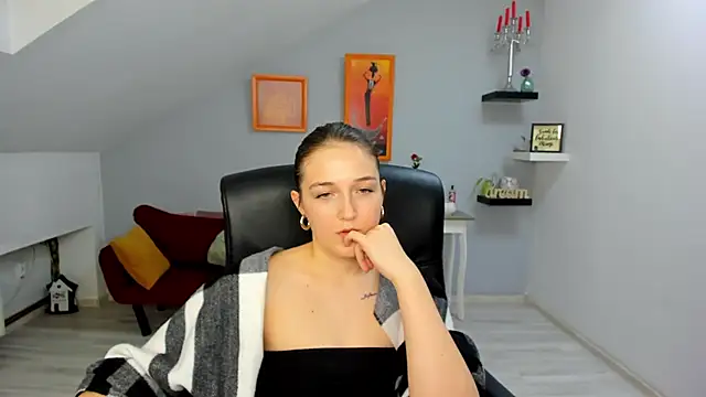 AnneWilsonn online show from 01-14-26, 12:55