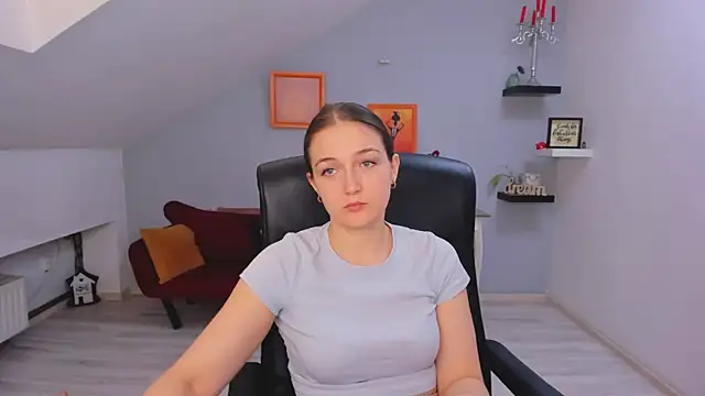 AnneWilsonn online show from 04-22-26, 11:01