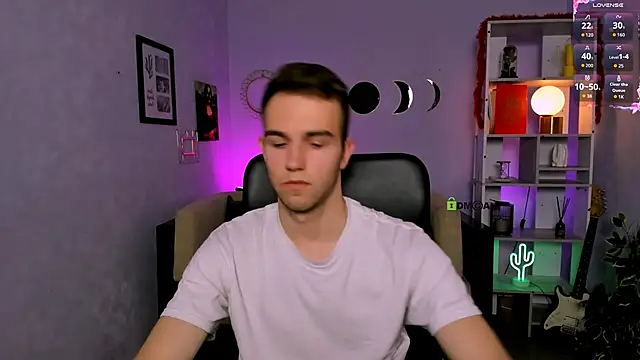 astren villo online show from 03-17-26, 09:23