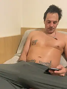 Snapshot of _madbull_ chatting on 02-01-26, 11:58 madbull online show from 02-01-26, 11:58