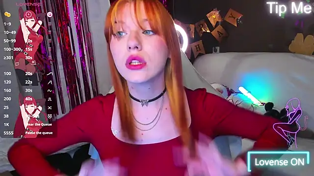 Snapshot of MeganNewCat chatting on 06-16-26, 08:00 MeganNewCat online show from 06-16-26, 08:00