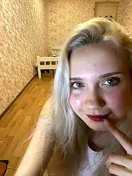 Regina Patty online show from 10-20-25, 01:44