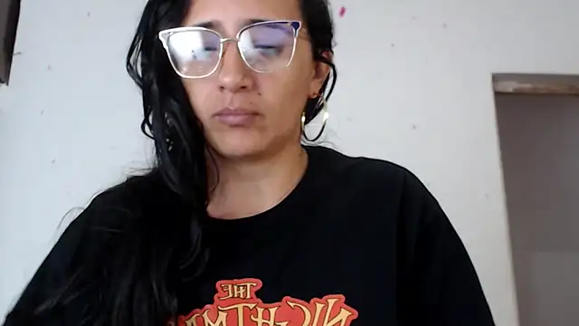 Lucyy Naugthy online show from 12-18-25, 01:06