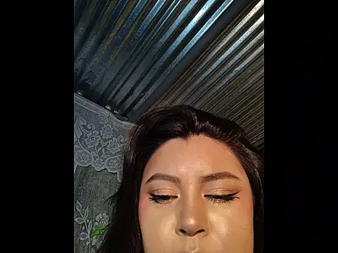 EliaStone05 online show from 01-11-26, 04:39