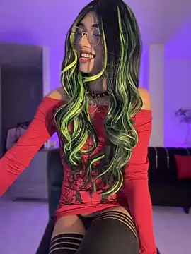 Cute Aleja online show from 05-25-26, 10:38