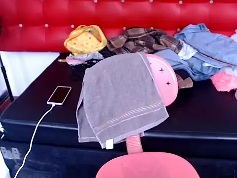 Camila stacy online show from 11-10-25, 03:11