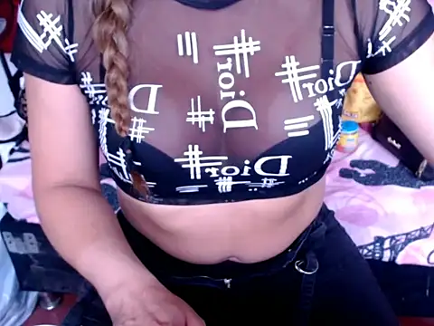 Camila stacy online show from 11-11-25, 10:21