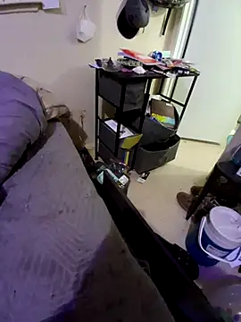 Snapshot of whateveruwanthowever chatting on 10-27-25, 01:09 whateveruwanthowever online show from 10-27-25, 01:09