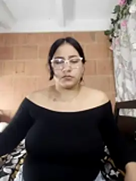 kassandra luxury online show from 12-19-25, 12:06