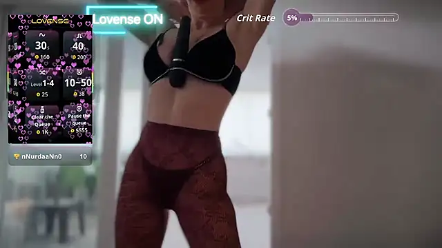  Nefertiti online show from 11-23-25, 10:15