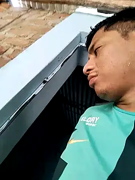 Snapshot of RennySem chatting on 11-01-25, 05:48 RennySem online show from 11-01-25, 05:48