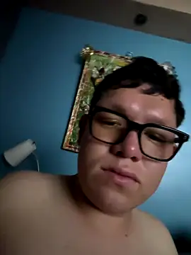 Snapshot of AlexRZ93 chatting on 10-22-25, 07:08 AlexRZ93 online show from 10-22-25, 07:08