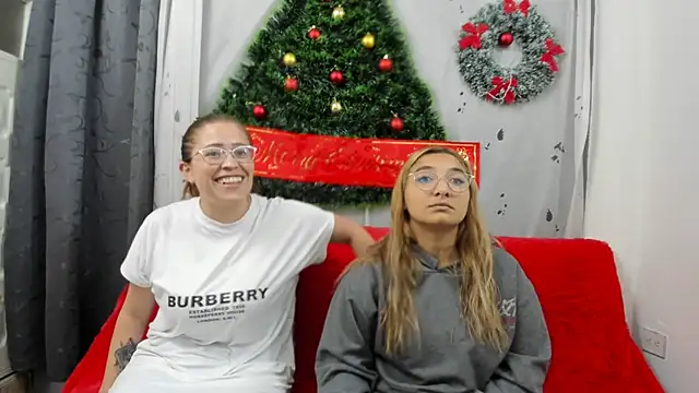 Snapshot of lesb_milf chatting on 01-03-25, 11:44 lesb milf online show from 01-03-25, 11:44