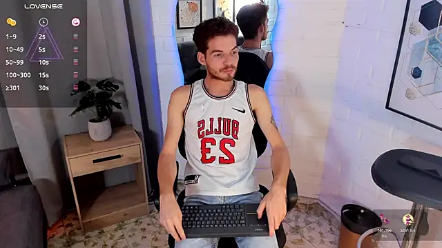 MATEO HUNTER online show from 11-05-25, 05:07