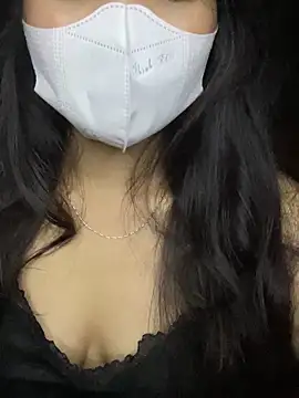 Snapshot of Tina-03 chatting on 10-30-25, 04:52 Tina-03 online show from 10-30-25, 04:52