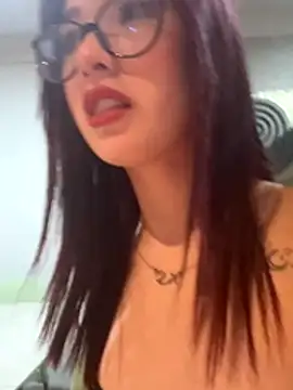 petite mariee online show from 11-19-25, 05:29