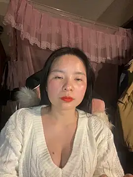 Listen-ly online show from 12-19-25, 03:19