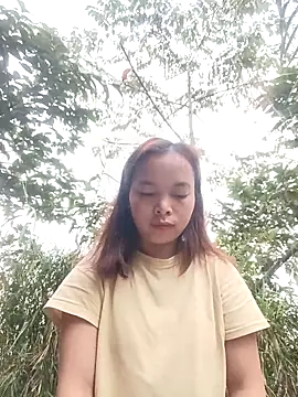 Nguyet2k4 online show from 02-22-26, 12:01