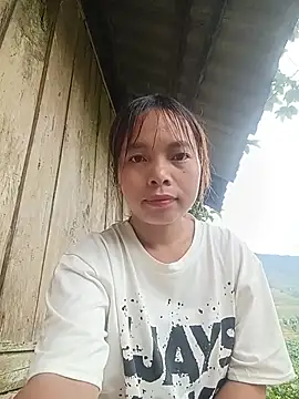 Snapshot of Nguyet2k4 chatting on 06-06-26, 11:31 Nguyet2k4 online show from 06-06-26, 11:31