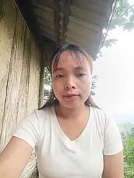 Snapshot of Nguyet2k4 chatting on 06-19-26, 12:37 Nguyet2k4 online show from 06-19-26, 12:37
