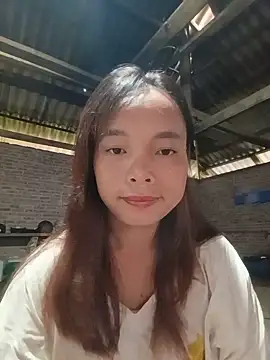 Snapshot of Nguyet2k4 chatting on 07-08-26, 07:35 Nguyet2k4 online show from 07-08-26, 07:35