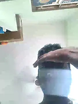 Snapshot of Vickyins480000 chatting on 11-05-25, 08:47 Vickyins480000 online show from 11-05-25, 08:47