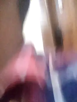 Snapshot of Vickyins480000 chatting on 11-18-25, 03:05 Vickyins480000 online show from 11-18-25, 03:05