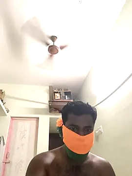 Snapshot of Vickyins480000 chatting on 11-29-25, 01:36 Vickyins480000 online show from 11-29-25, 01:36