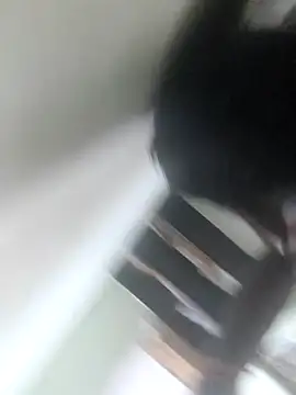 Snapshot of Vickyins480000 chatting on 12-15-25, 04:55 Vickyins480000 online show from 12-15-25, 04:55