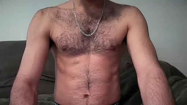 Snapshot of yournextguy chatting on 05-18-26, 08:53 yournextguy online show from 05-18-26, 08:53
