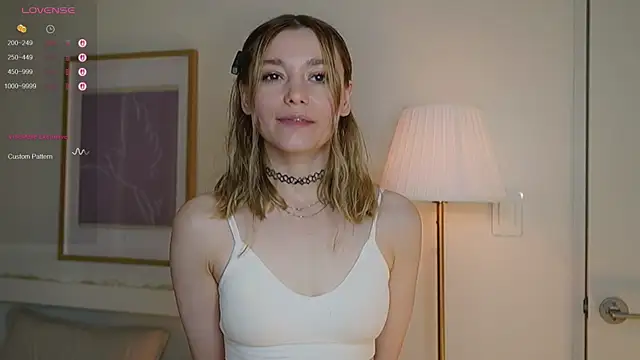 Snapshot of StarryMary chatting on 10-22-25, 09:03 StarryMary online show from 10-22-25, 09:03