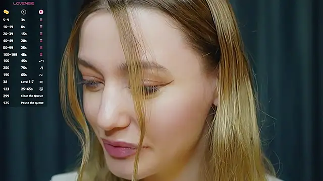 Snapshot of StarryMary chatting on 11-19-25, 09:04 StarryMary online show from 11-19-25, 09:04