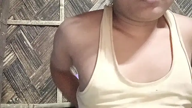 Snapshot of therapy03 chatting on 10-20-25, 05:57 therapy03 online show from 10-20-25, 05:57