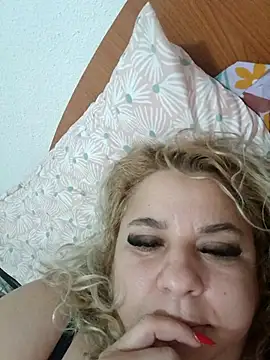 BelleInna online show from 10-27-25, 09:08