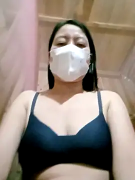 Snapshot of Zulylady chatting on 11-07-25, 03:01 Zulylady online show from 11-07-25, 03:01