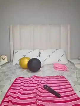 Bubbles156 online show from 11-28-25, 08:39