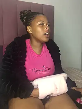 Bubbles156 online show from 04-24-26, 07:05