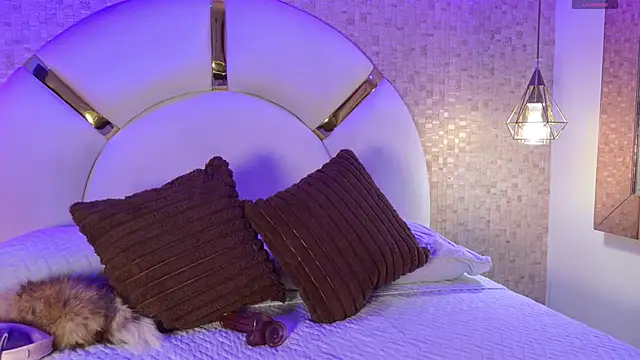 emmy rose25 online show from 10-25-25, 11:51