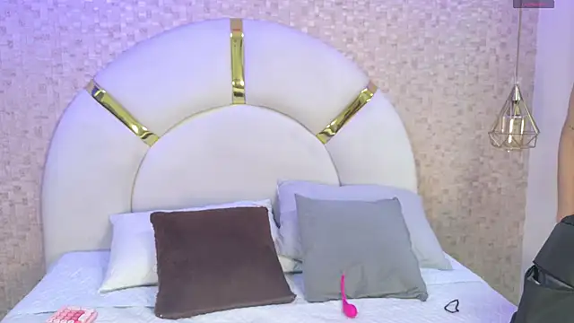 emmy rose25 online show from 11-19-25, 11:43