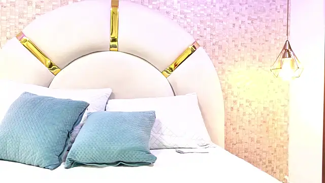 emmy rose25 online show from 04-18-26, 11:36