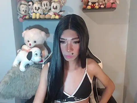 Yourasianbabyemma online show from 10-29-25, 04:20