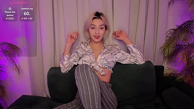 AlysiaSun  online show from 11-23-25, 02:17