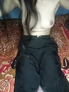 strip queennn online show from 12-21-25, 04:36