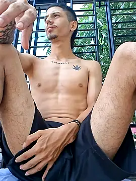 Luciferinthestreet online show from 10-22-25, 02:06