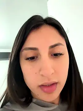 Snapshot of itsmiasofia chatting on 10-14-25, 05:14 itsmiasofia online show from 10-14-25, 05:14