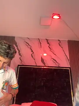 SsexCouplee online show from 04-24-26, 11:45